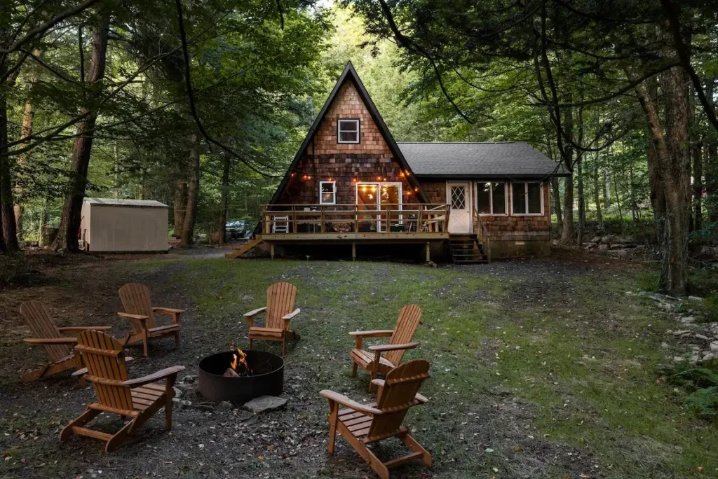 The Little A-Frame by Camp Caitlin - Cabin Rentals in the U.S