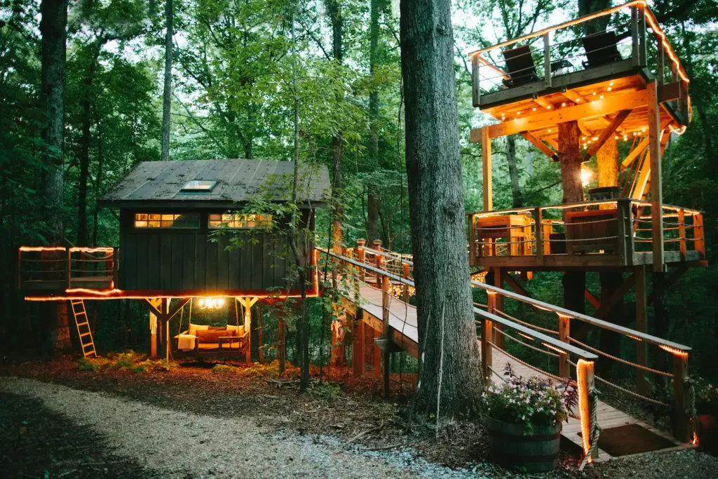 The Majestic Treehouse - South Carolina Treehouse Rentals Across the USA