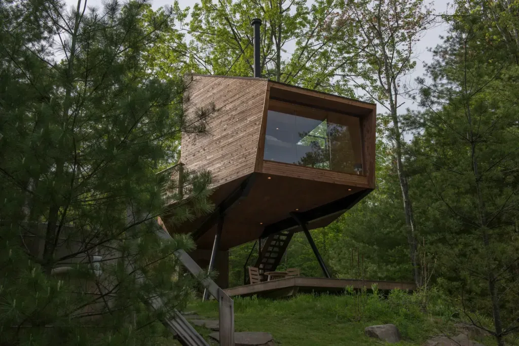Willow Treehouse - Secluded, Unique, Romantic Treehouse Rentals Across the USA