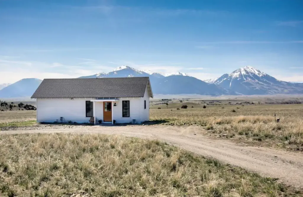 Modern Schoolhouse Cabin, 21 Best House Rentals near Yellowstone National Park