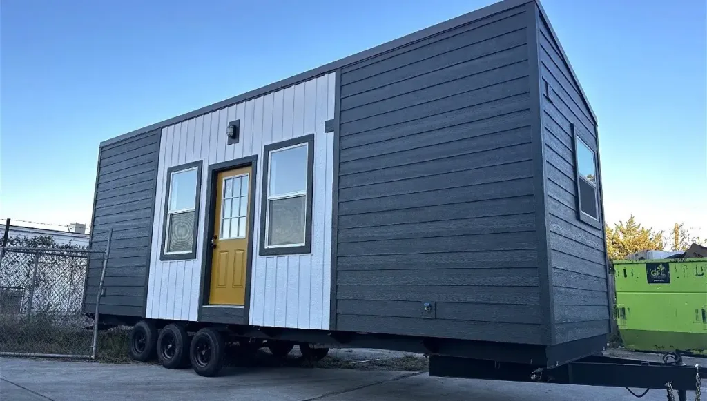 24' Tiny House: Crafted by Tiny House Listings - Low-Cost Tiny Houses