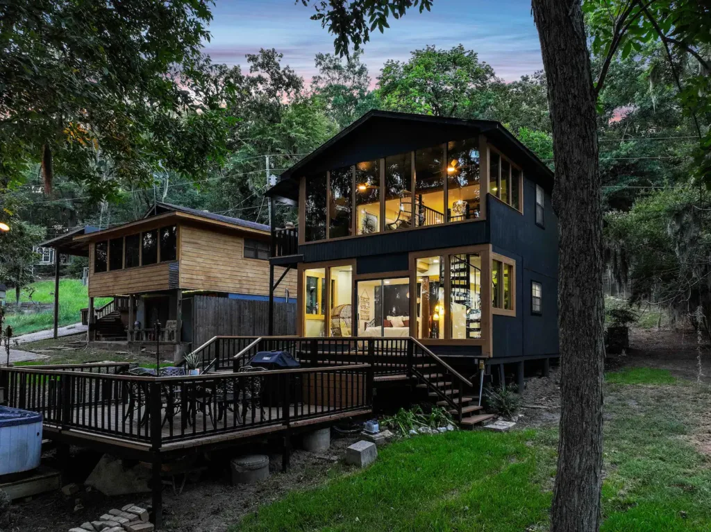 Bella Vista - Caddo Lake cabin rentals