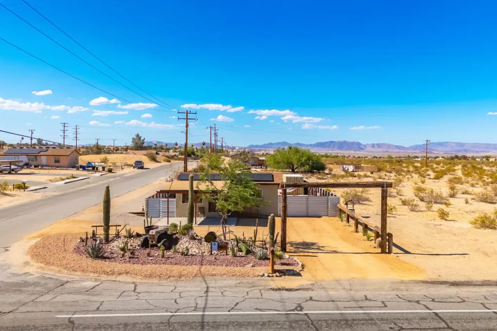 Casa Vieja - Joshua Tree Adventures
brand new cabin rentals in Joshua Tree