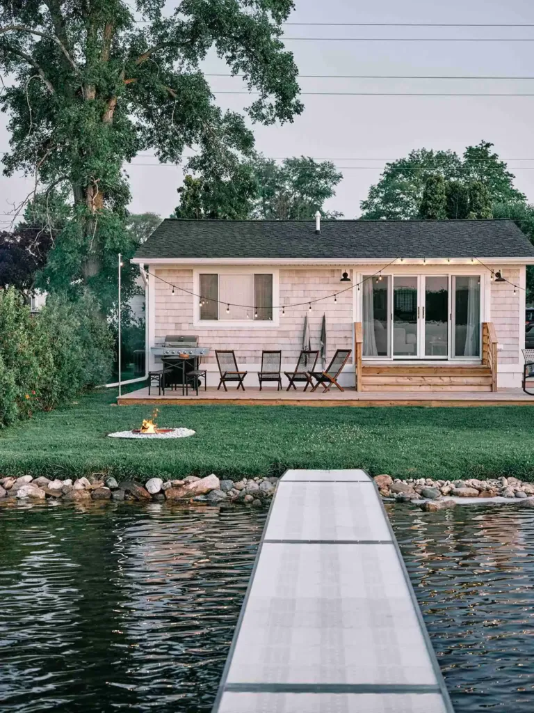 Little Elk Cottage - Traverse City tiny house stays on Airbnb