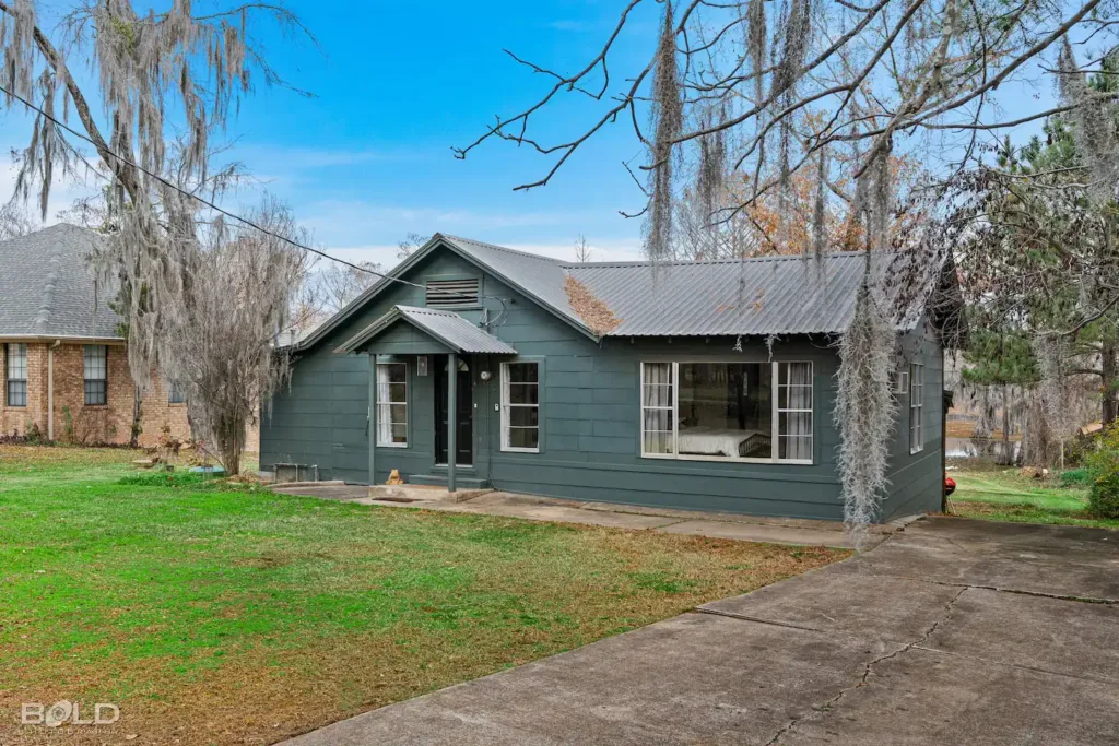 Lakeside Landing - Caddo Lake cabin rentals