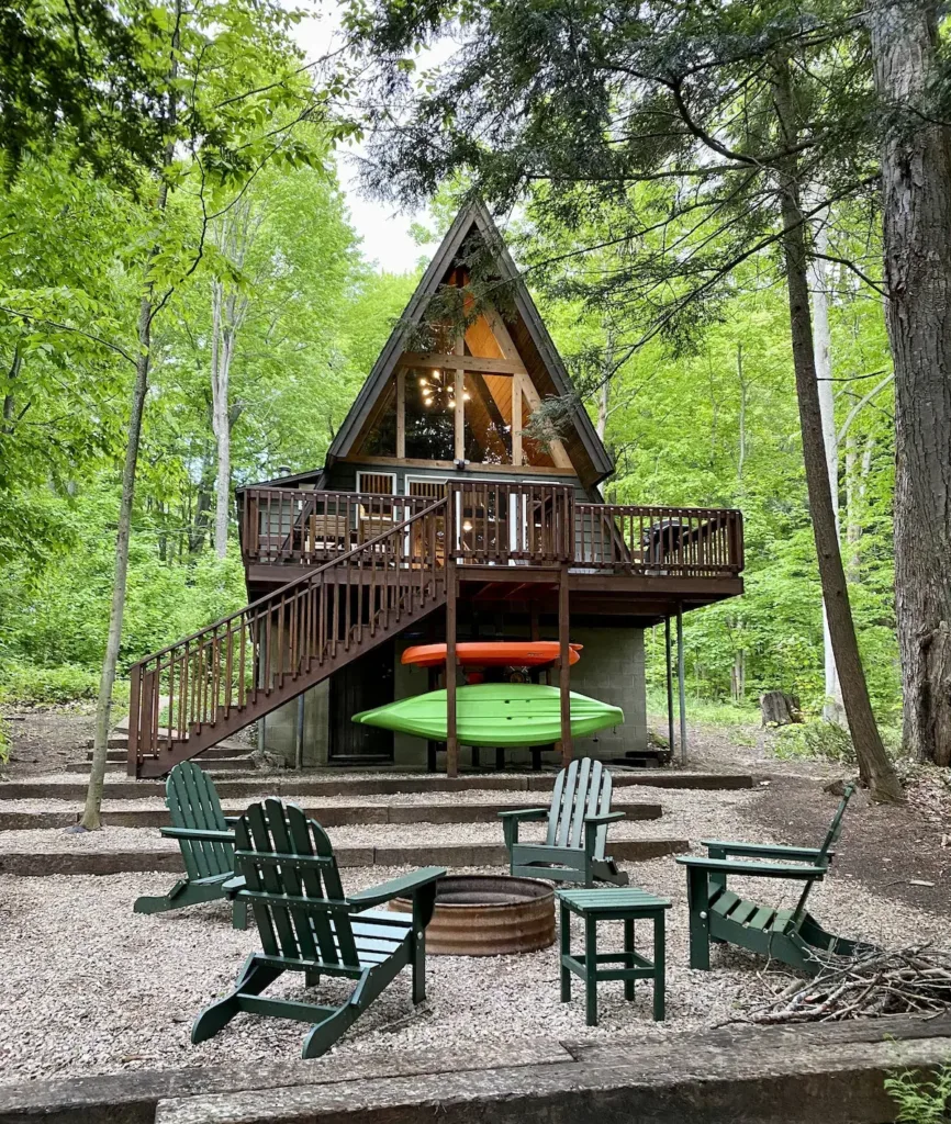 Renovated A-Frame Cabin near Manistee Lake - A-frame Cabin in Traverse City