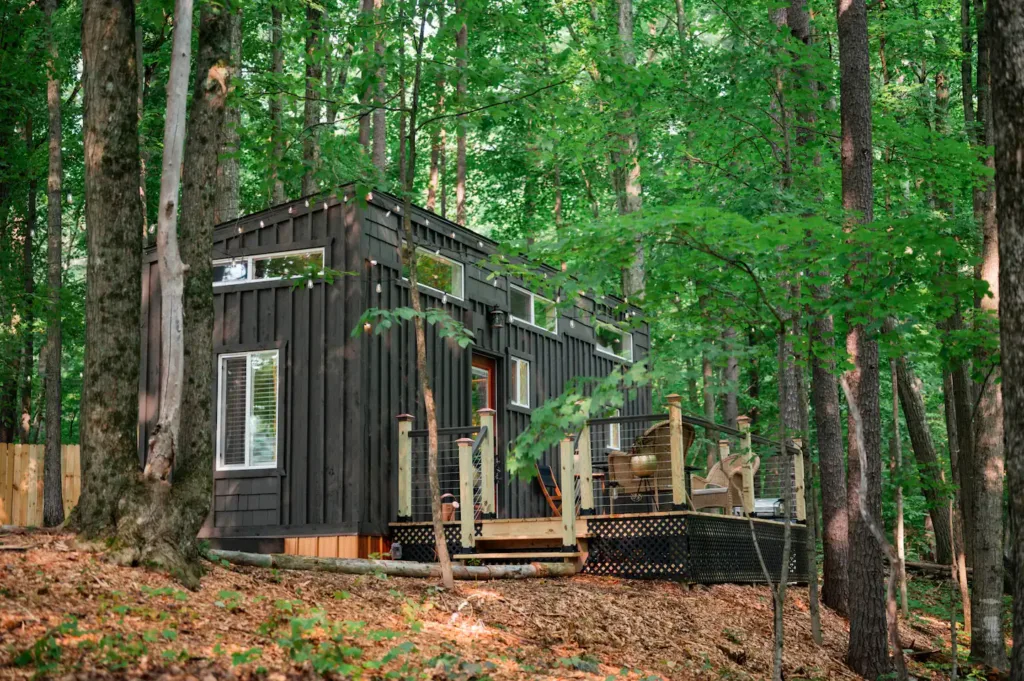 The Underwood Tiny House - Traverse City tiny house stays on Airbnb


