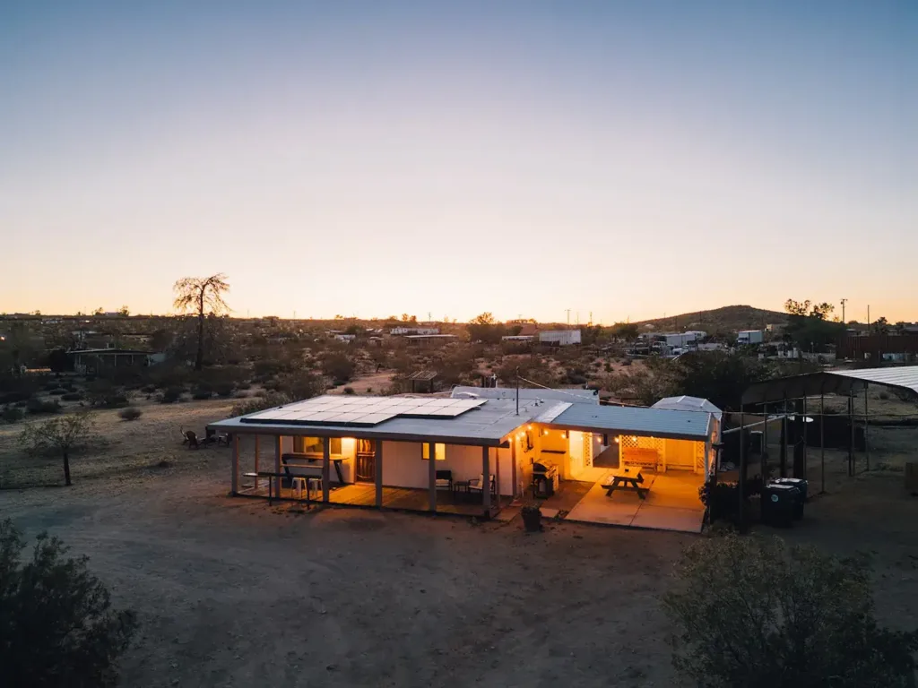 Red's Ranch (brand new cabin rentals in Joshua Tree)