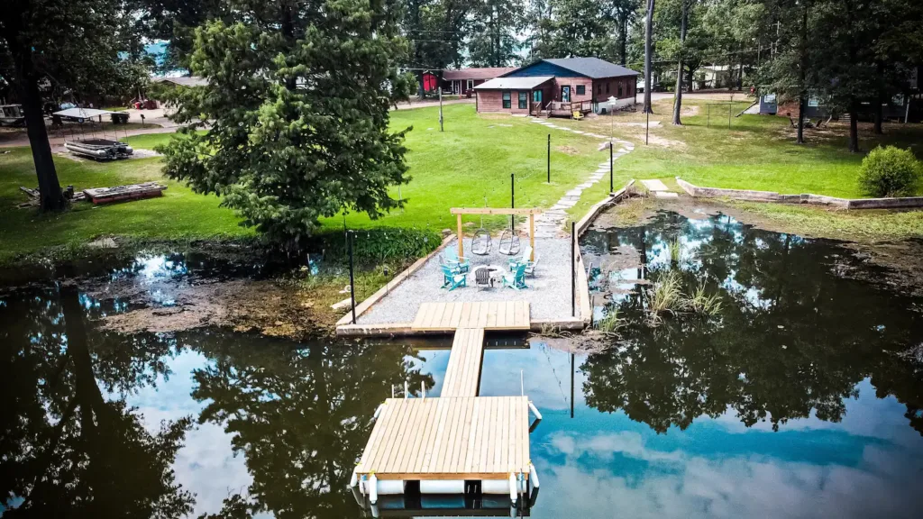 Karnack Dreams Cottage - Waterfront Getaway - Caddo Lake cabin rentals