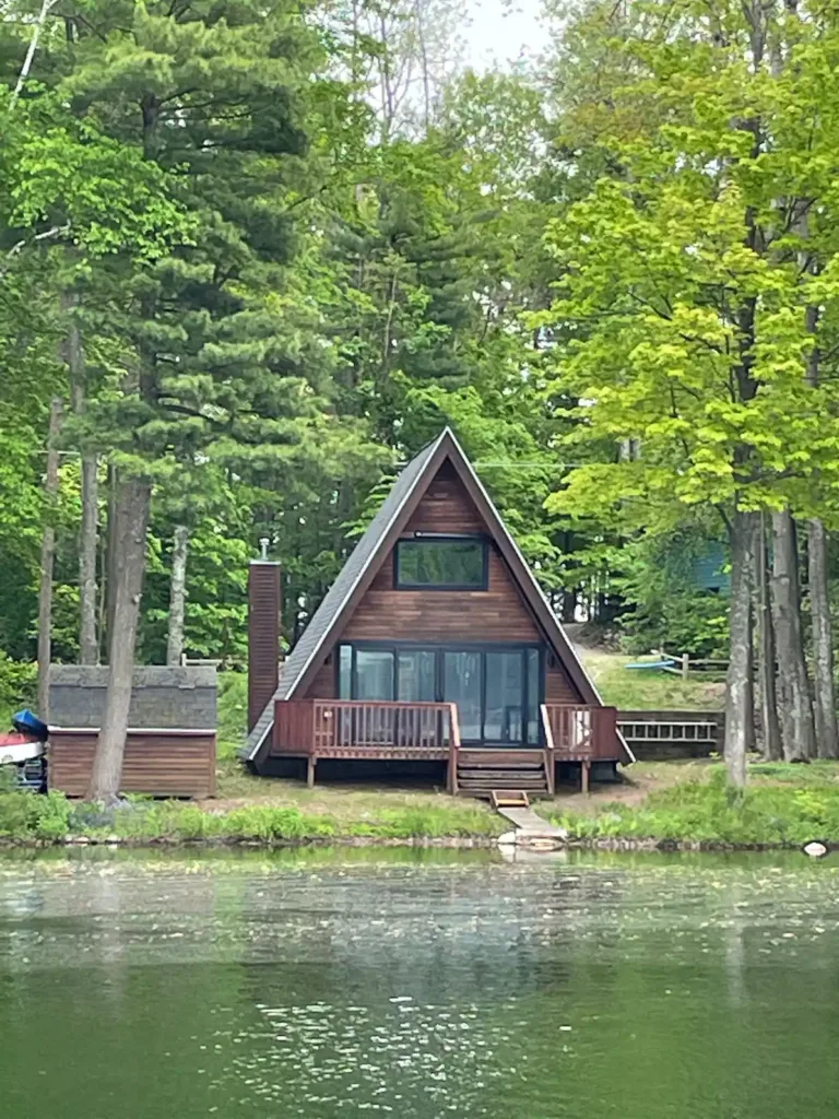 Chic Lakefront A frame - A-frame Cabin in Traverse City