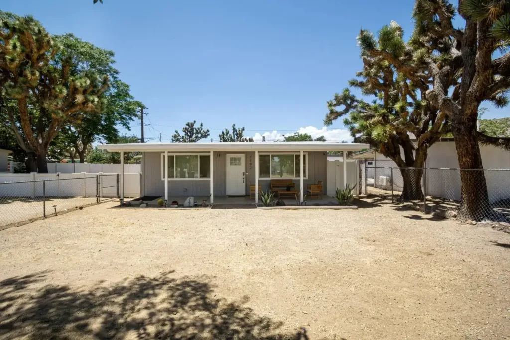 Desert Hideaway: Hot Tub & Joshua Tree Adventures (brand new cabin rentals in Joshua Tree)