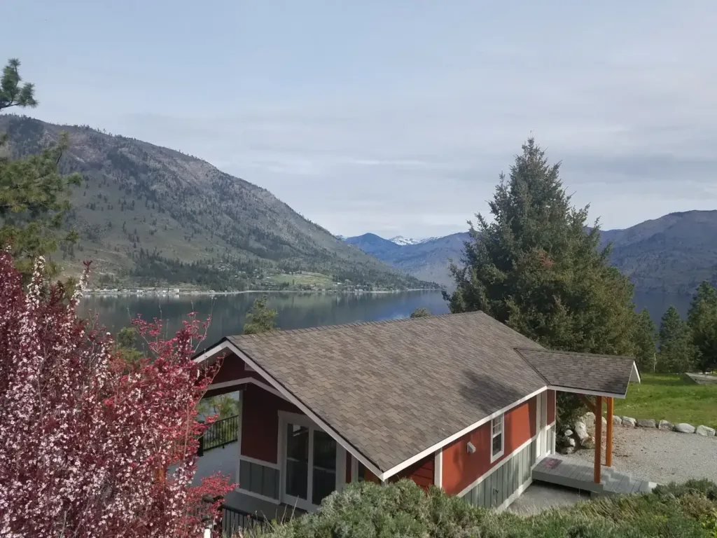 Happy Place on Lake Chelan - cabin rentals in Lake Chelan