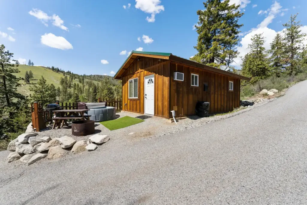 Bear Cabin - cabin rentals in Lake Chelan