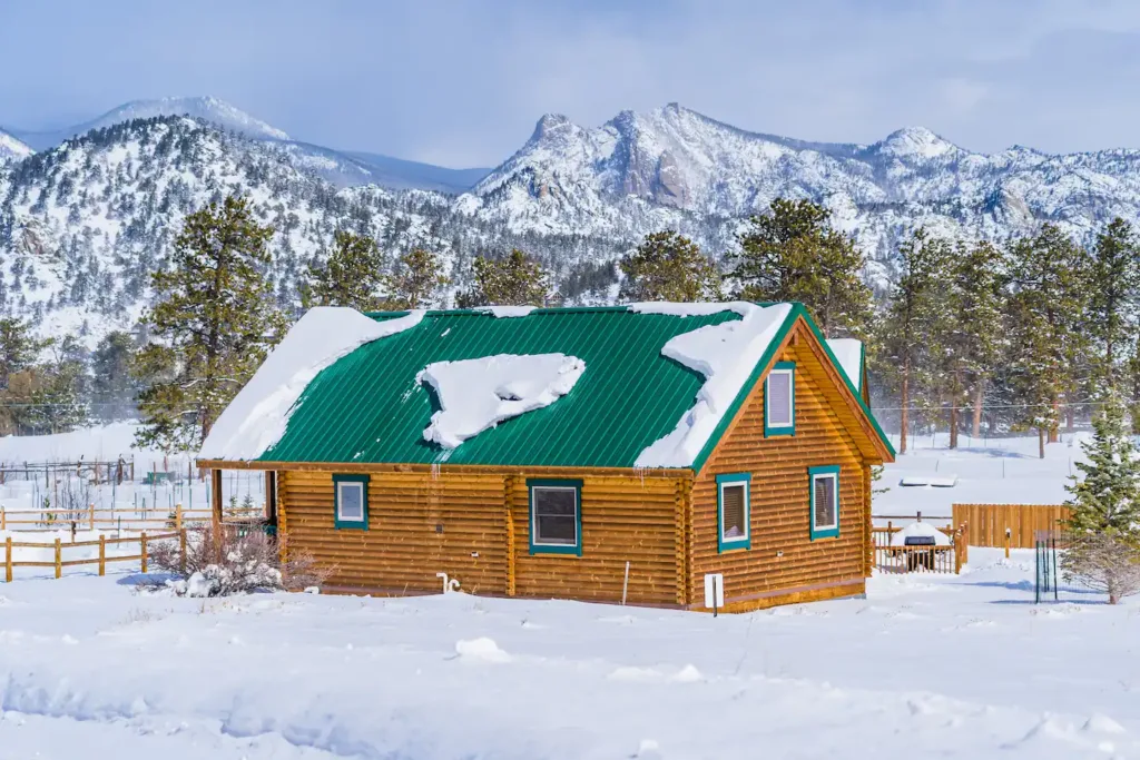  Elk Run: Vintage Vibes Near Town and Park - Cabin rentals in Estes Park, Colorado