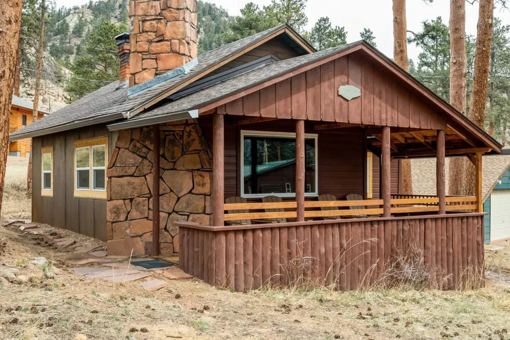 Historic Forested Cabin with Great Mountain Views - Cabin rentals in Estes Park, Colorado