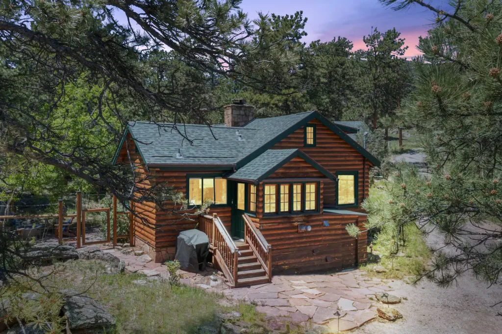  Long's Peak Retreat - Cabin rentals in Estes Park, Colorado