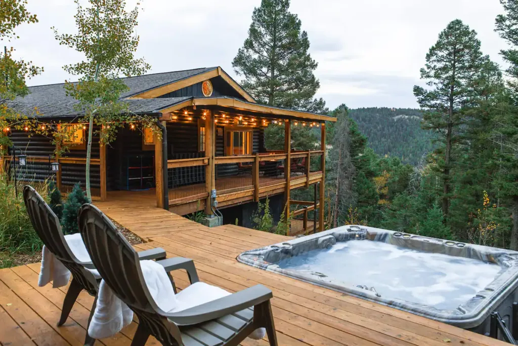 Bird House: Best cabin rentals in Colorado