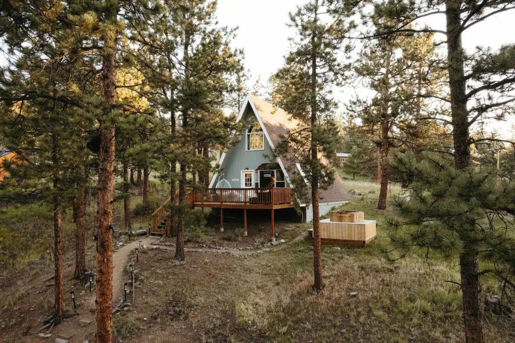 Renovated 60s A-Frame - Best cabin rentals in Colorado