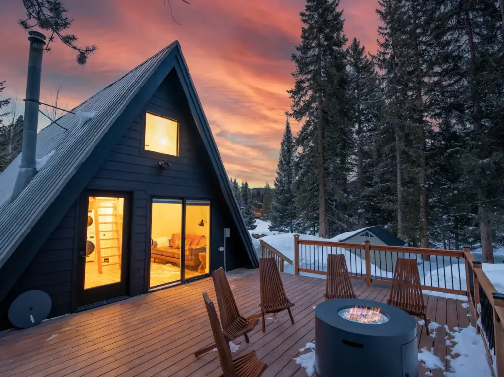 The Cute Little Cabin: Cozy Mountain Hideaway - Best Cabin Rentals in Breckenridge, Colorado