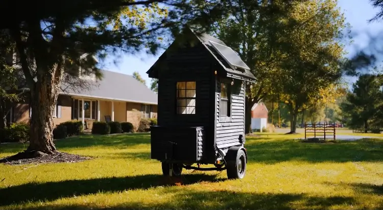 Levi Kelly's World's Smallest House,