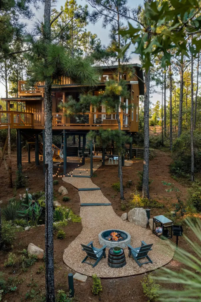 Bide In The Trees - Luxury Treehouse Experience