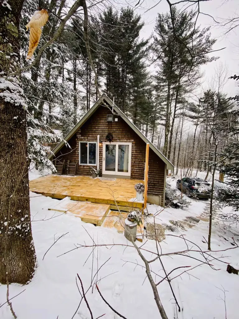 Best Tiny House Rentals Across the USA - Top on Airbnb