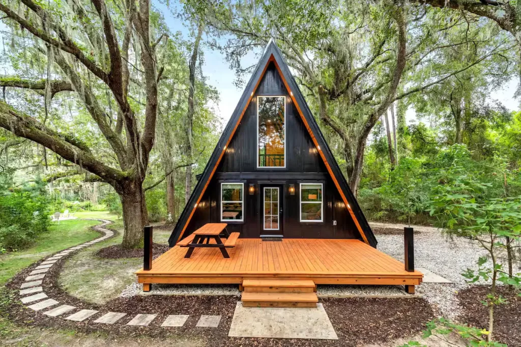 Cozy A-Frame Retreat w/ hot tub!